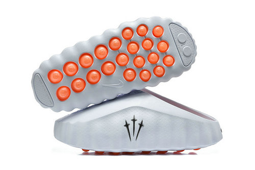 Nike Mind 001